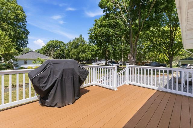 321 N Dewey AVENUE, Jefferson, WI 53549