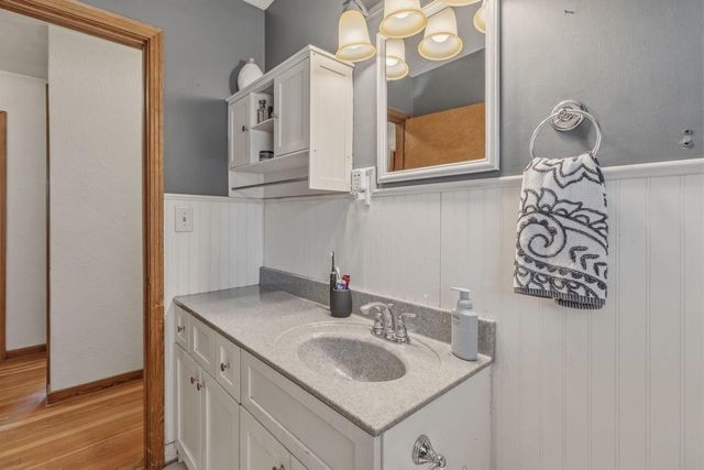 321 N Dewey AVENUE, Jefferson, WI 53549