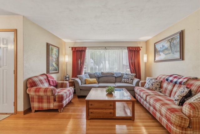 321 N Dewey AVENUE, Jefferson, WI 53549