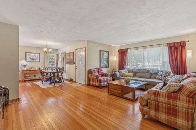 321 N Dewey AVENUE, Jefferson, WI 53549
