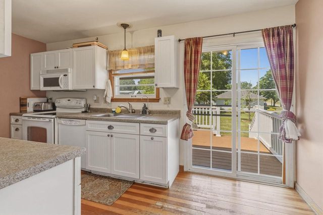 321 N Dewey AVENUE, Jefferson, WI 53549