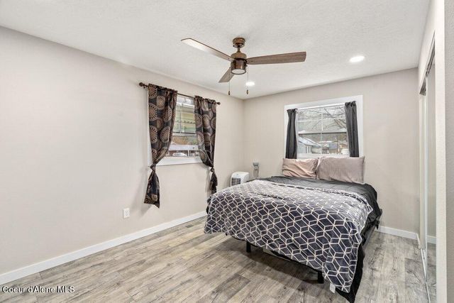 807 E Garden Ave, Osburn, ID 83849