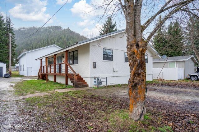 807 E Garden Ave, Osburn, ID 83849