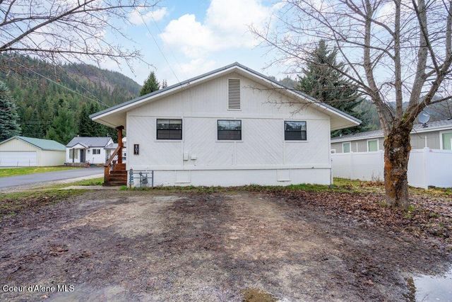 807 E Garden Ave, Osburn, ID 83849