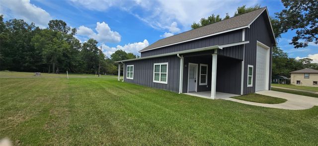 431 Old Post Road S, Livingston, TX 77351