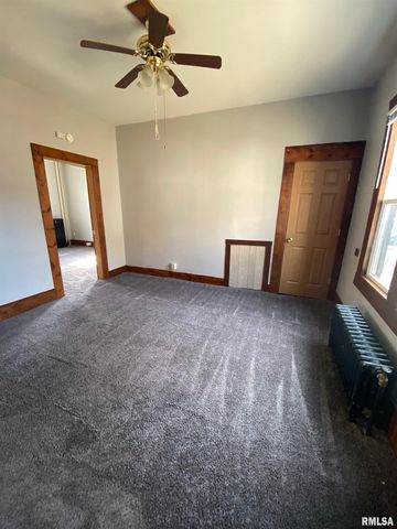 637 E 15TH Street, Davenport, IA 52803