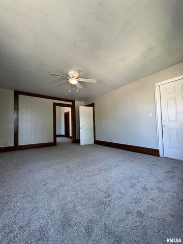 637 E 15TH Street, Davenport, IA 52803