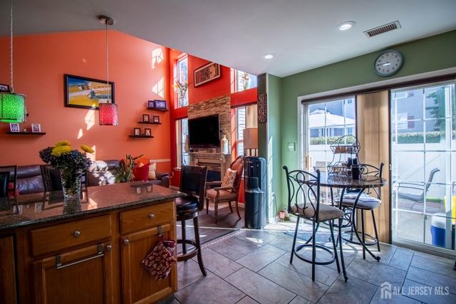 5 Ardmore Place, East Brunswick, NJ 08816
