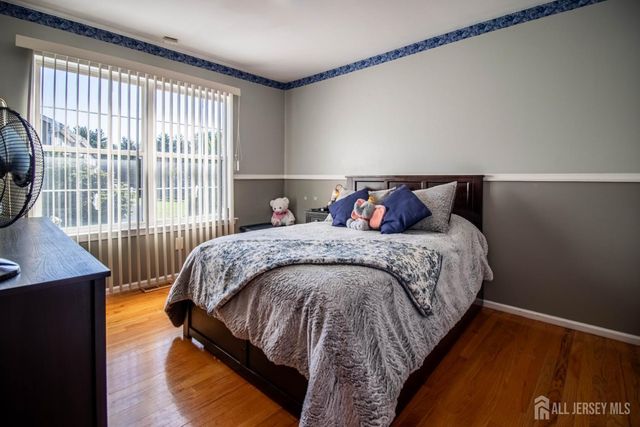 5 Ardmore Place, East Brunswick, NJ 08816