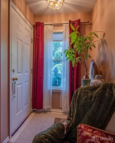 5 Ardmore Place, East Brunswick, NJ 08816