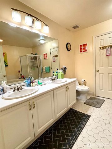 5 Ardmore Place, East Brunswick, NJ 08816