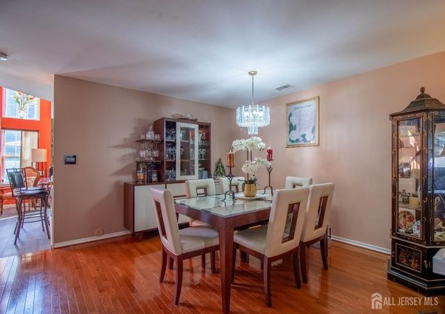 5 Ardmore Place, East Brunswick, NJ 08816
