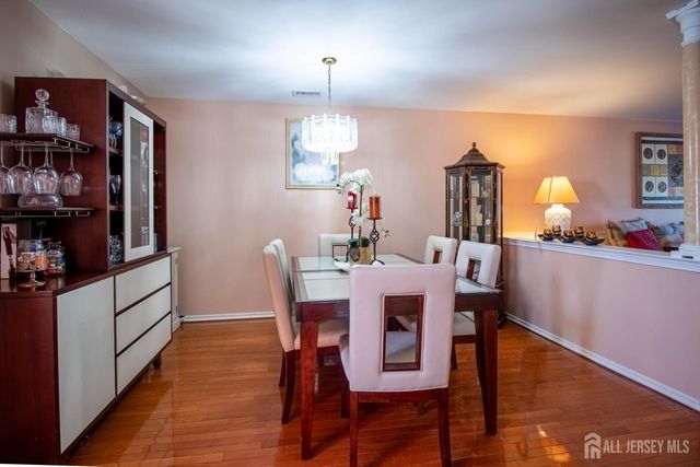 5 Ardmore Place, East Brunswick, NJ 08816