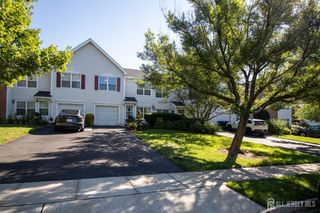 5 Ardmore Place, East Brunswick, NJ 08816