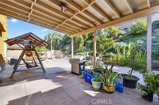 11899 Briarcliff, Fontana, CA 92337