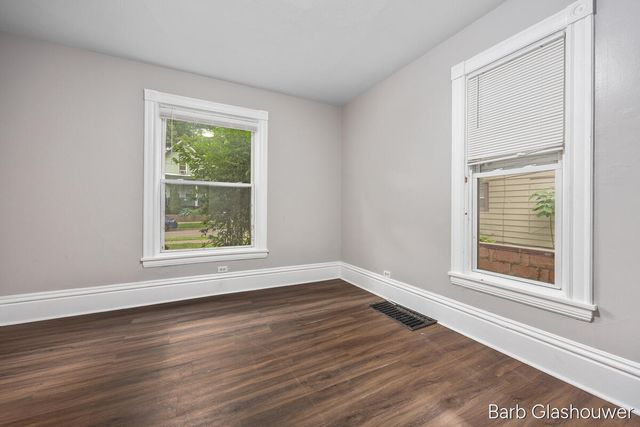 1559 Forrest Avenue Ne, City Of Grand Rapids, MI 49505
