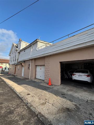 564 River Street, Paterson, NJ 07524