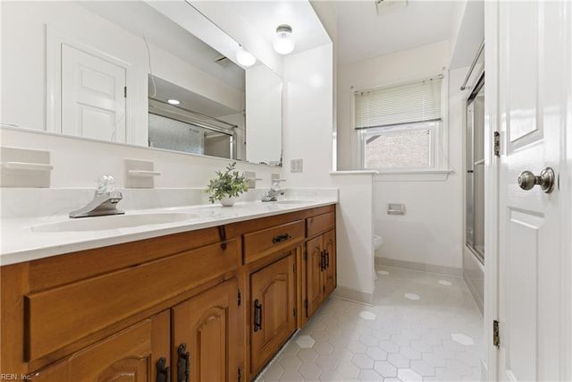 5413 Hargrove BLVD, Virginia Beach, VA 23464