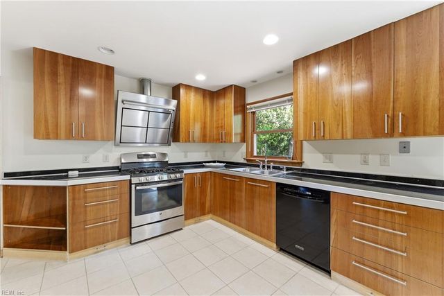 5413 Hargrove BLVD, Virginia Beach, VA 23464