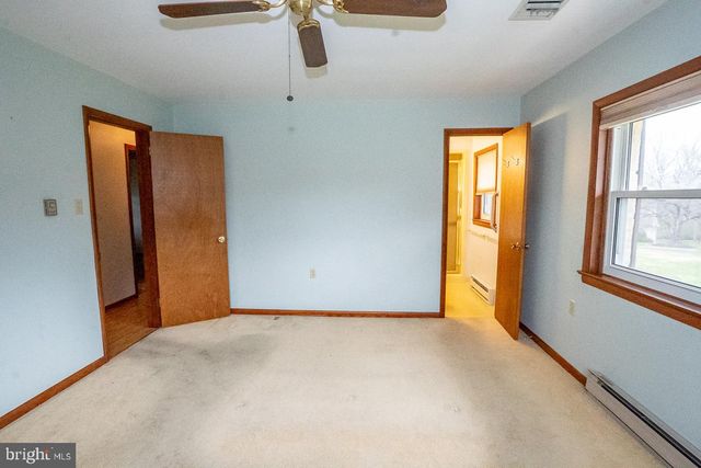 1514 BAHR RD, Pottstown, PA 19464