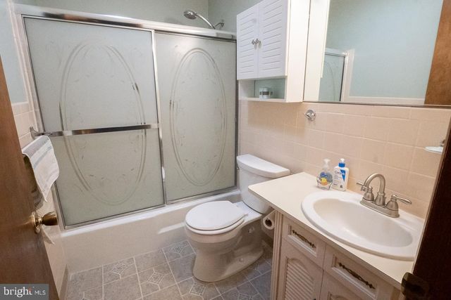 1514 BAHR RD, Pottstown, PA 19464