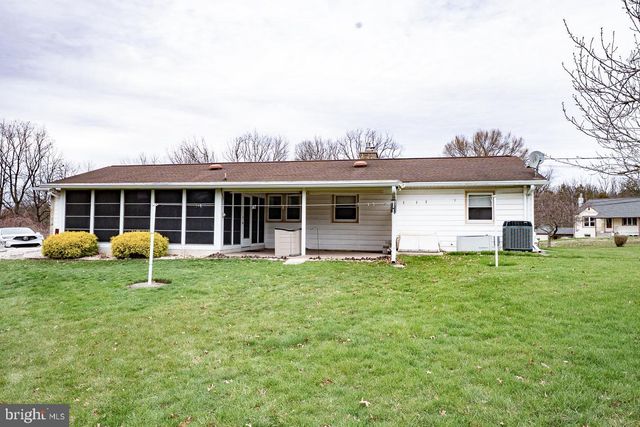 1514 BAHR RD, Pottstown, PA 19464