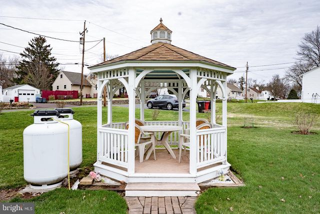 1514 BAHR RD, Pottstown, PA 19464