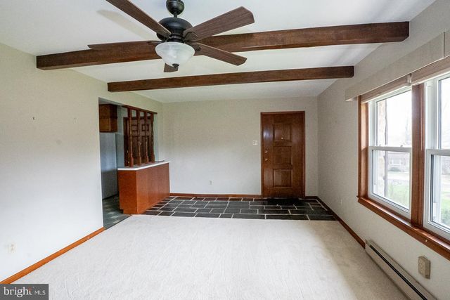 1514 BAHR RD, Pottstown, PA 19464