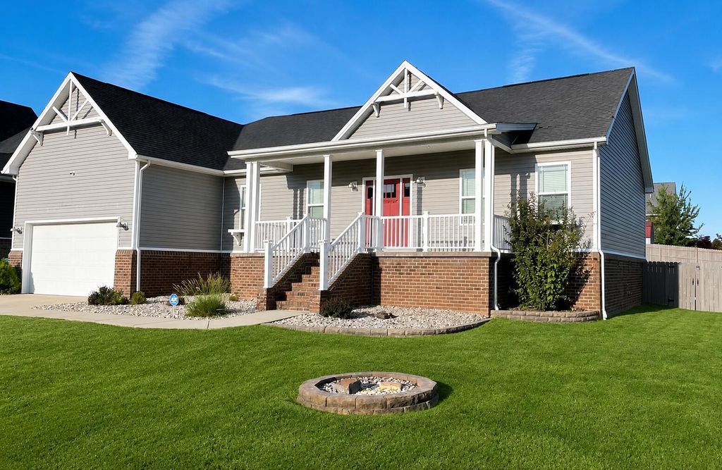 178 Hawthorne Drive, Winchester, KY 40391