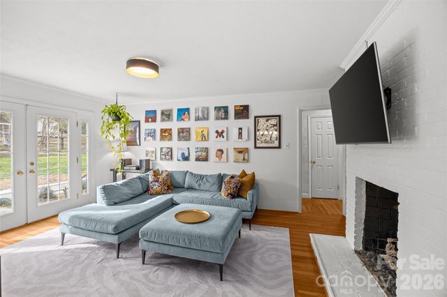 2732 Burnt Mill Road, Charlotte, NC 28210