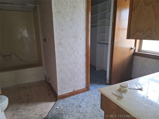 425 W 8TH Street, Chelsea, OK 74016