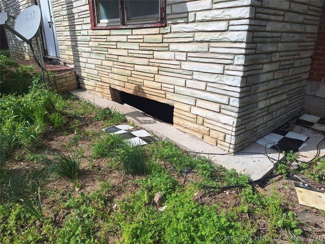 425 W 8TH Street, Chelsea, OK 74016