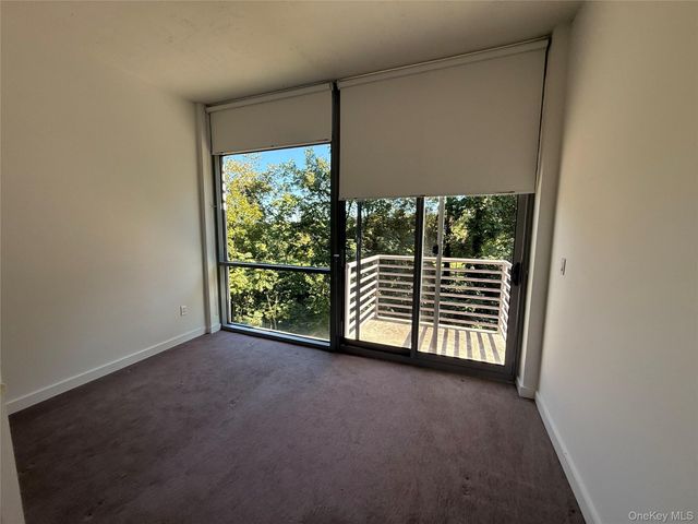 250 S Central Park Avenue 5i, Hartsdale, NY 10530