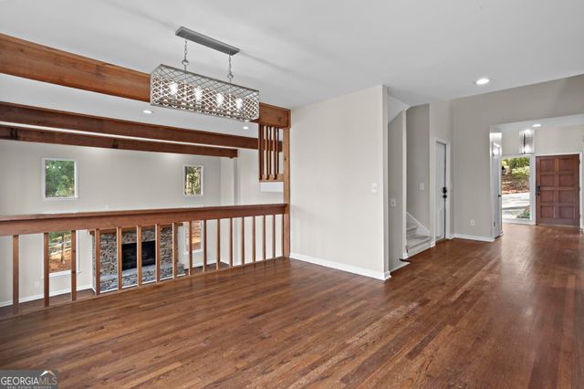 4221 Shire Court NE, Roswell, GA 30075