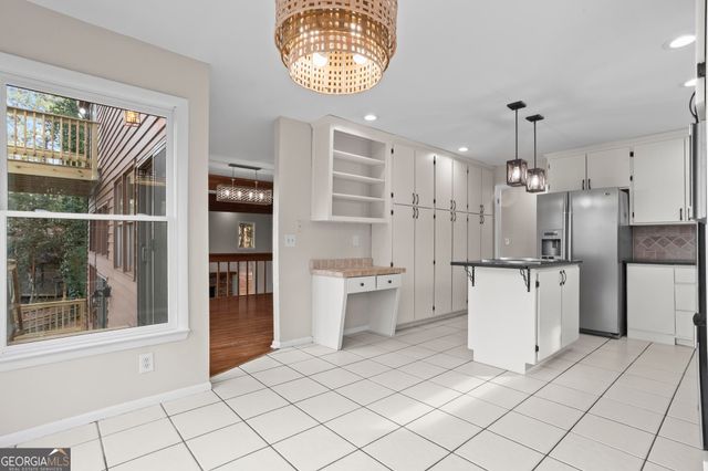 4221 Shire Court NE, Roswell, GA 30075