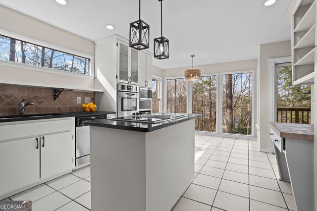 4221 Shire Court NE, Roswell, GA 30075