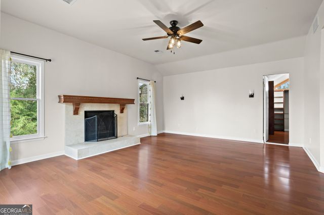 4221 Shire Court NE, Roswell, GA 30075