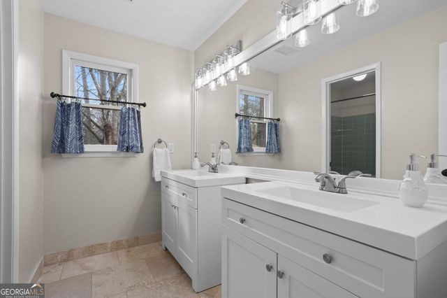 4221 Shire Court NE, Roswell, GA 30075