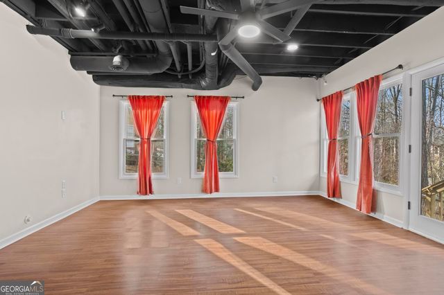 4221 Shire Court NE, Roswell, GA 30075