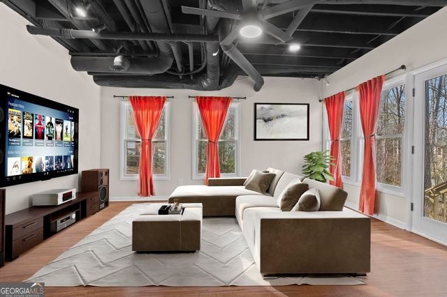 4221 Shire Court NE, Roswell, GA 30075