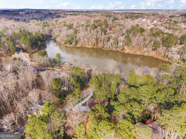 4221 Shire Court NE, Roswell, GA 30075