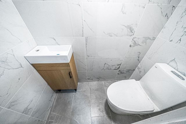 25-17 McIntosh Street, East Elmhurst, NY 11369