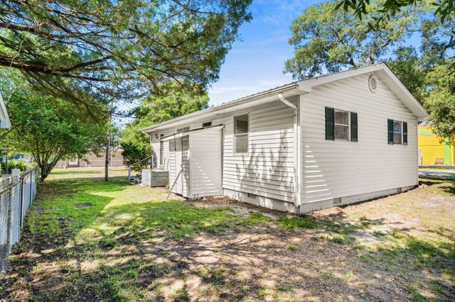 2705 Madison Dr., North Myrtle Beach, SC 29582
