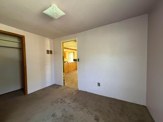 1052 Pine Road, Bay City, MI 48706