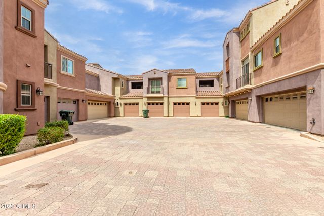 3935 E ROUGH RIDER Road 1271, Phoenix, AZ 85050