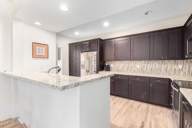 3935 E ROUGH RIDER Road 1271, Phoenix, AZ 85050