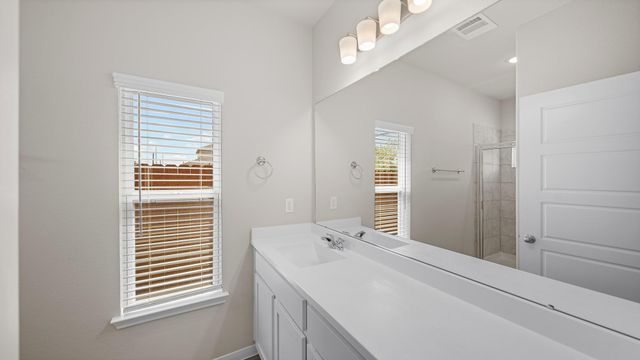 5015 Lady Morgan Drive, Houston, TX 77048