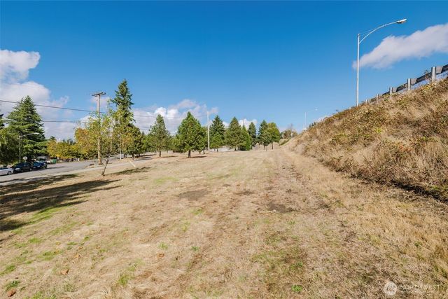 567 Juniper Street, Bremerton, WA 98310