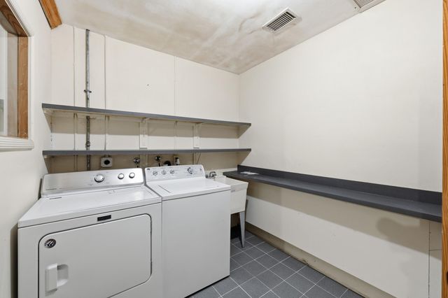 9696 Honeysuckle Avenue, Palm Beach Gardens, FL 33410