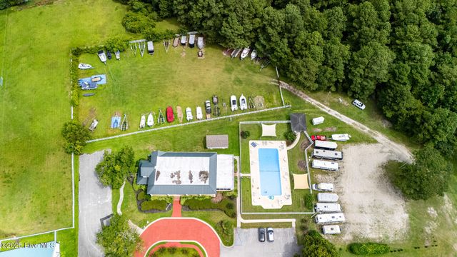 120 Secretariat Drive, Sneads Ferry, NC 28460